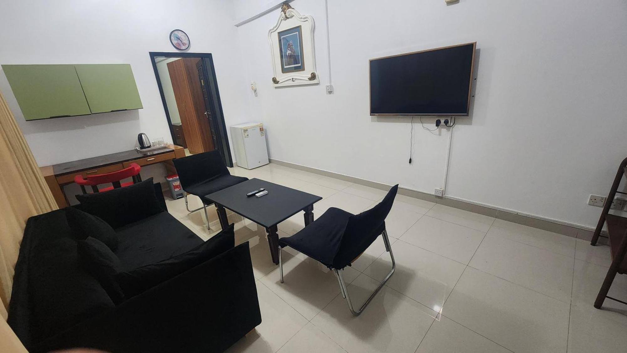 Qurum Beach Hotel Muskat Bagian luar foto