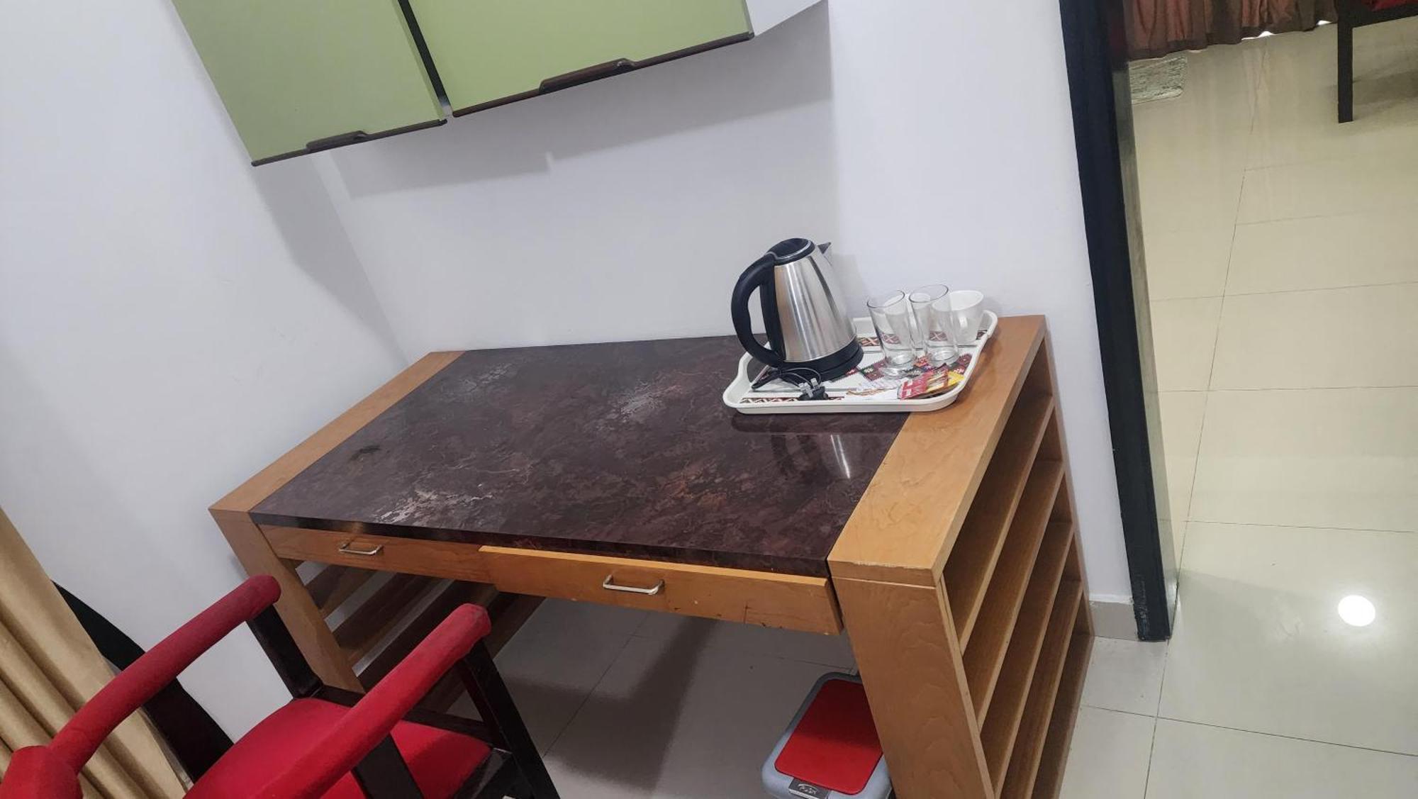 Qurum Beach Hotel Muskat Bagian luar foto