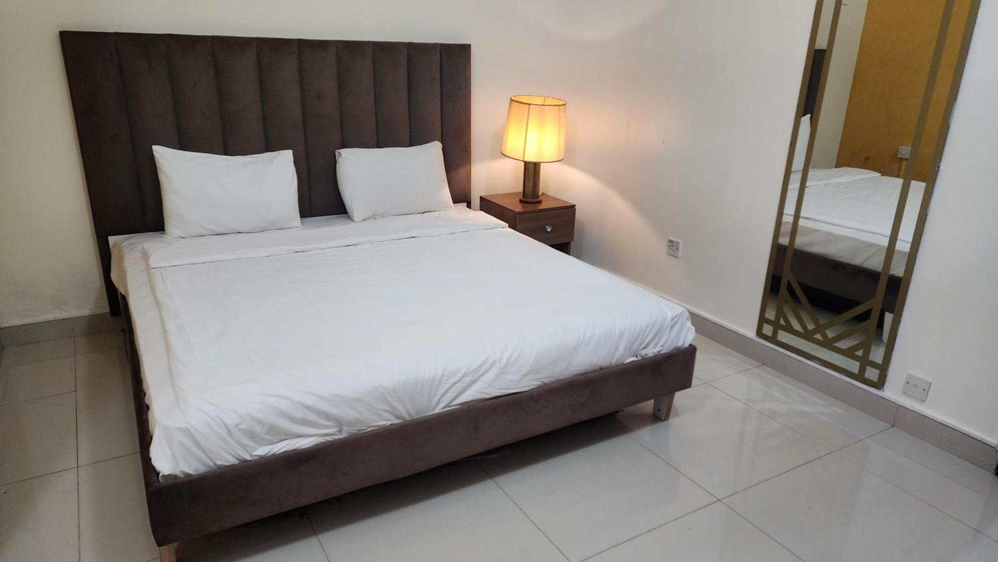 Qurum Beach Hotel Muskat Bagian luar foto