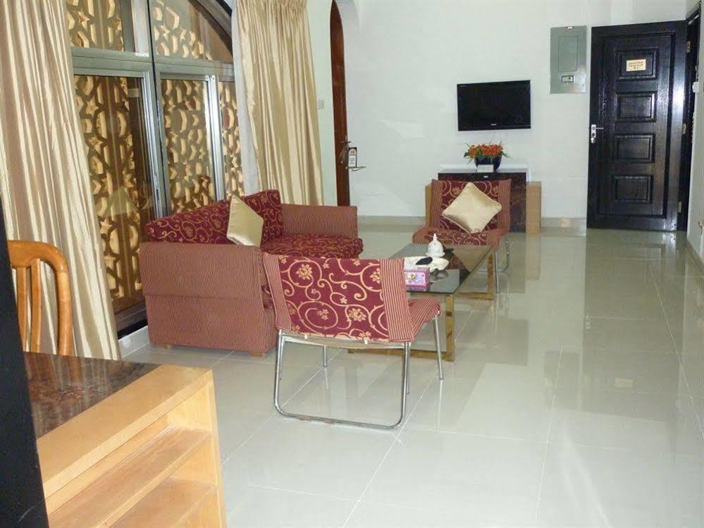 Qurum Beach Hotel Muskat Bagian luar foto