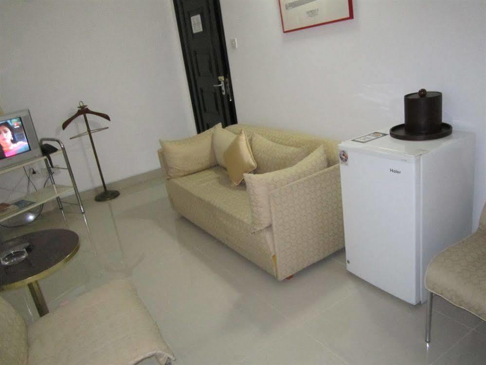 Qurum Beach Hotel Muskat Bagian luar foto